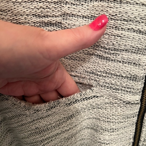 Elle Peplum style gray tweed jacket, size 16 ladies ๐๐๐ - Picture 5 of 9